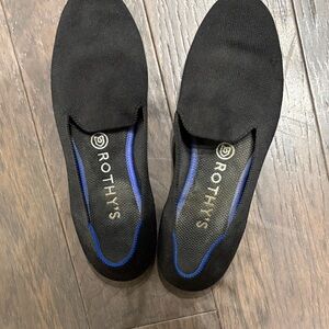 Rothy's Black and Blue Flats